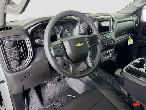 New 2026 Chevrolet Silverado 1500 Custom image 9