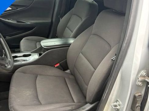 Used 2019 Chevrolet Malibu LT w/ Driver Confidence Package II FWD image 13