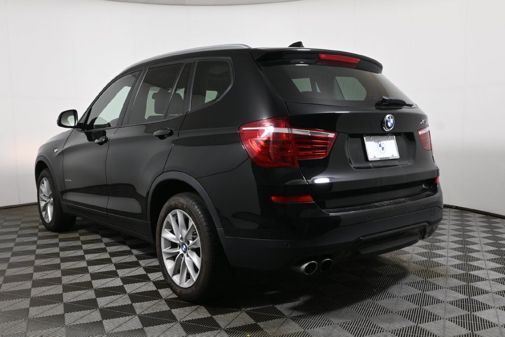 Used 2016 BMW X3 xDrive28i AWD/4WD image 9