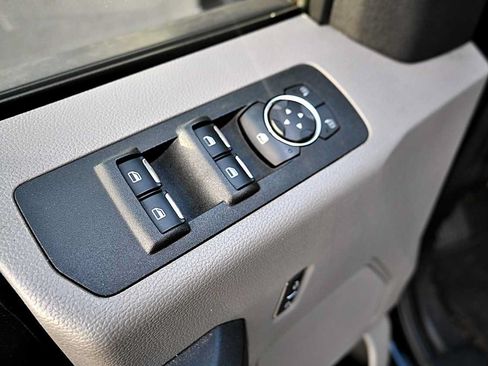Used 2018 Ford F150 XL w/ Equipment Group 101A Mid RWD image 15