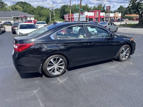 Used 2016 Subaru Legacy 2.5i Limited AWD/4WD image 4