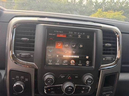 Used 2013 RAM 1500 Sport AWD/4WD image 16