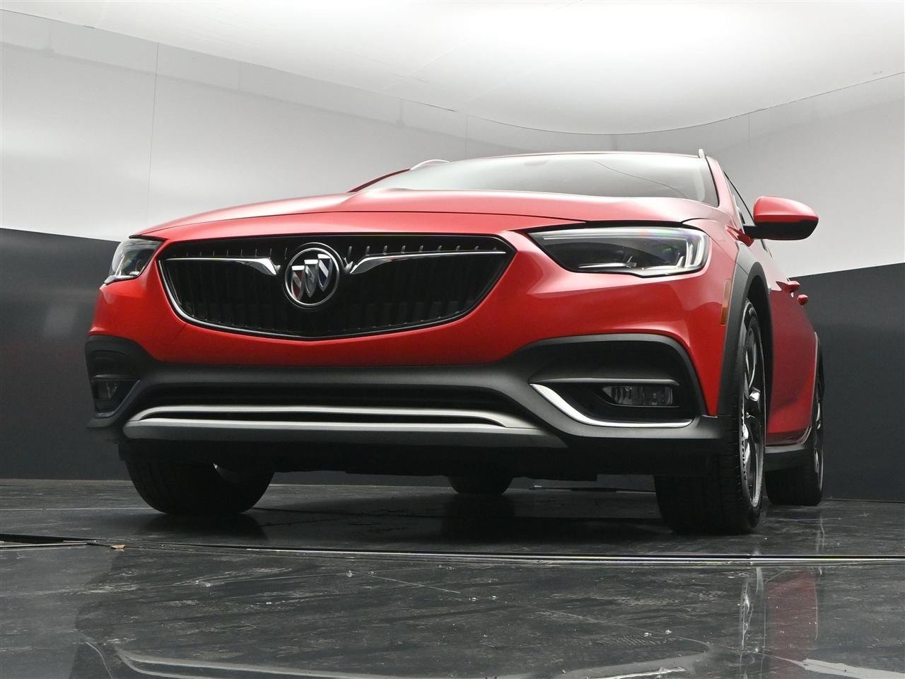 Used 2018 Buick Regal Preferred w/ Sights and Sounds Package AWD/4WD image 29