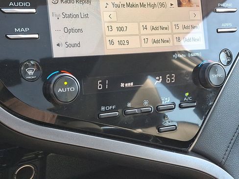 Used 2019 Toyota Camry XSE w/ Driver Assist Package image 16