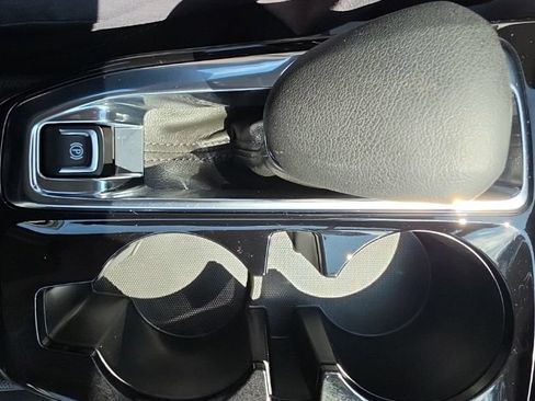 Certified 2025 Chevrolet Trax LT w/ Driver Confidence Package FWD image 19