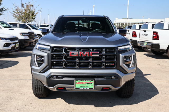 Used 2023 GMC Canyon AT4 w/ Technology Package AWD/4WD image 2