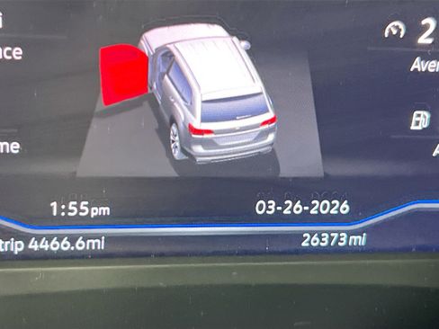 Used 2023 Volkswagen Atlas SE image 12