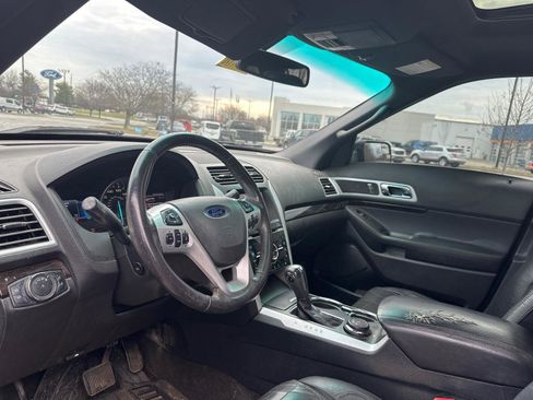 Used 2014 Ford Explorer Limited image 13
