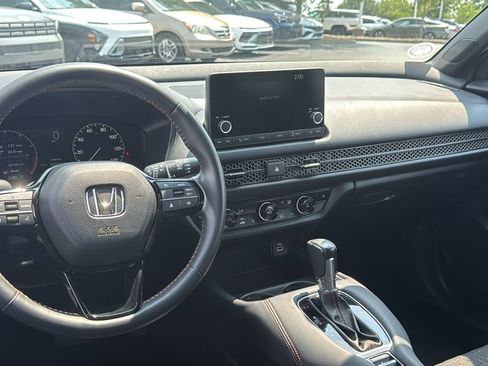 Used 2024 Honda HR-V Sport image 10