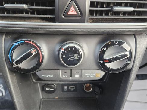 Used 2018 Hyundai Kona SEL w/ SEL Tech Package 02 image 20