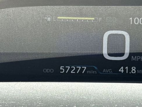Used 2016 Toyota Prius Three w/ Advanced Technology Package FWD image 16