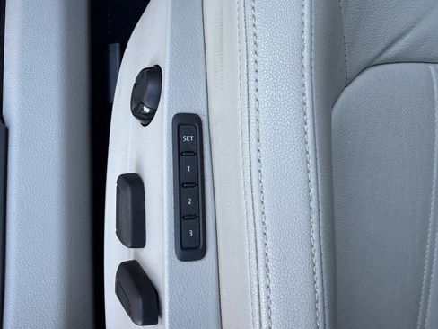 Used 2020 Volkswagen Passat 2.0T SEL image 29