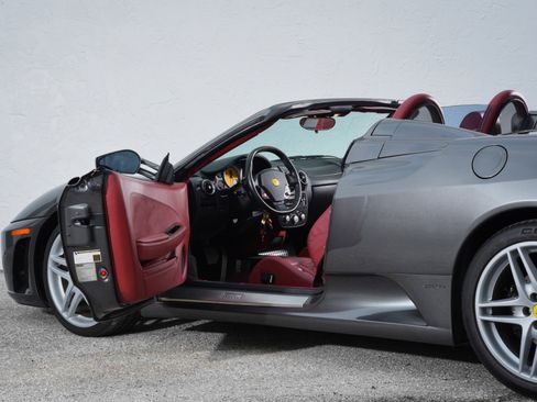 Used 2006 Ferrari F430 Spider RWD image 16
