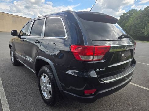 Used 2012 Jeep Grand Cherokee Laredo w/ Laredo E Group AWD/4WD image 5