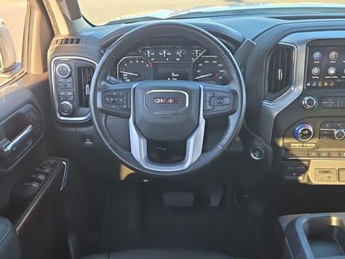 Used 2020 GMC Sierra 1500 SLT image 15