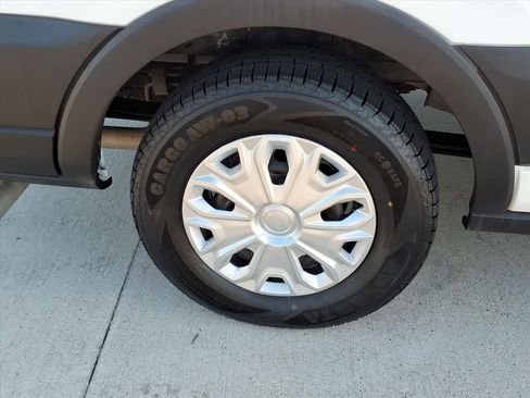 Used 2024 Ford Transit 350 XLT image 13