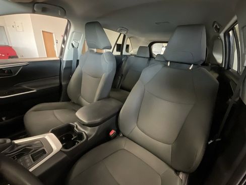 Used 2025 Toyota RAV4 LE image 11