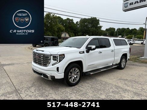 Used 2023 GMC Sierra 1500 Denali AWD/4WD image 1