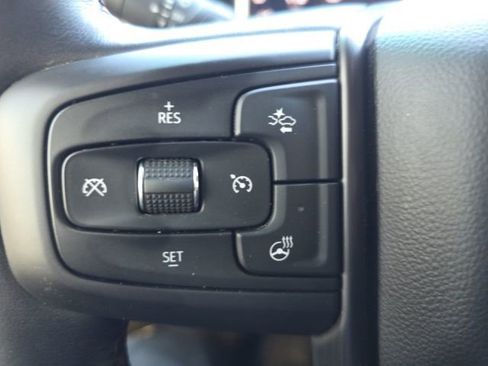 Used 2024 GMC Sierra 2500 AT4X image 15