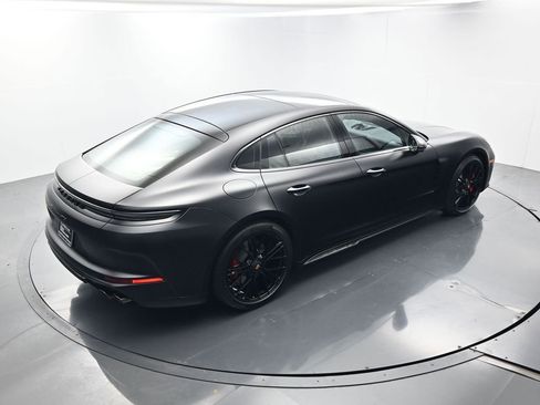Certified 2026 Porsche Panamera GTS AWD/4WD image 41