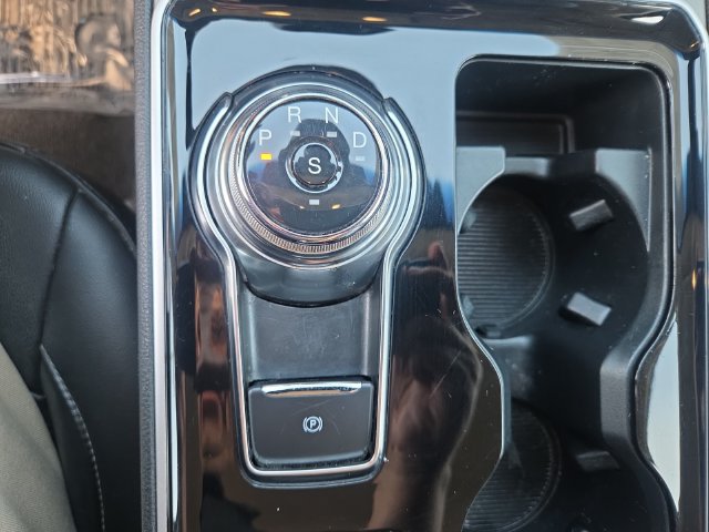 Used 2020 Ford Edge SEL w/ Convenience Package FWD image 27
