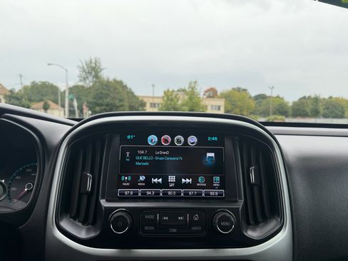 Used 2016 Chevrolet Colorado LT w/ Luxury Package, Chrome image 11