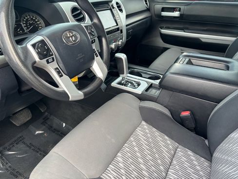 Used 2019 Toyota Tundra SR5 w/ SR5 Upgrade Package image 21