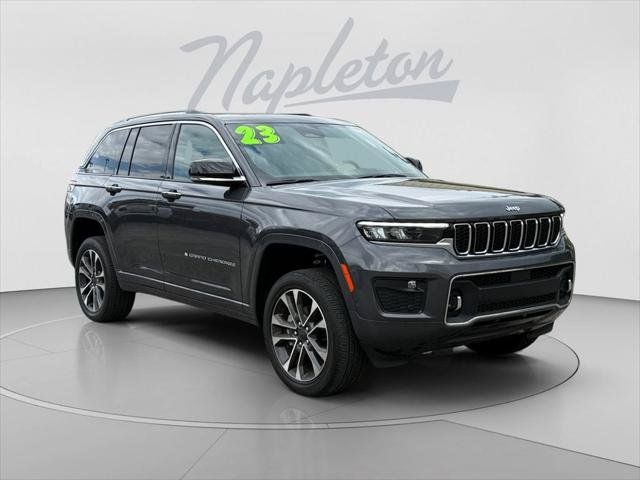 Certified 2023 Jeep Grand Cherokee Overland w/ Luxury Tech Group IV AWD/4WD image 8