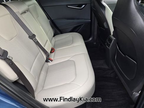 Certified 2025 Kia Niro EX Touring image 18