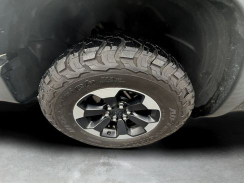 Used 2019 RAM 1500 Rebel image 14