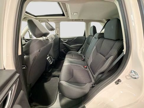 Used 2023 Subaru Forester Premium AWD/4WD image 20