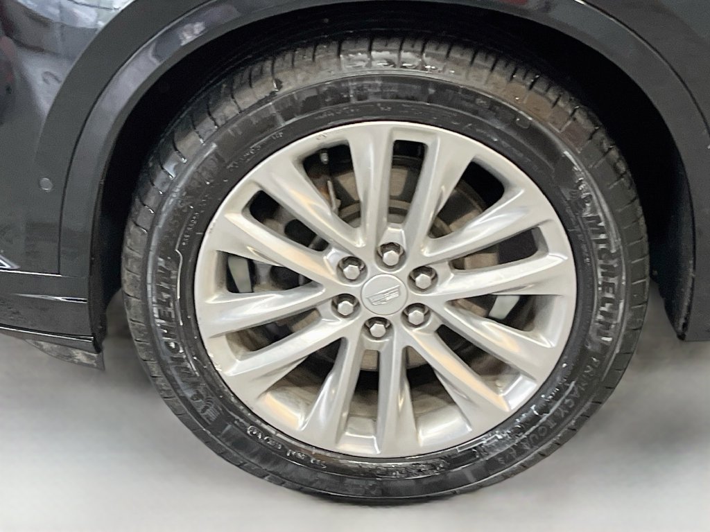 Used 2024 Cadillac XT6 Premium Luxury w/ Technology Package AWD/4WD image 34