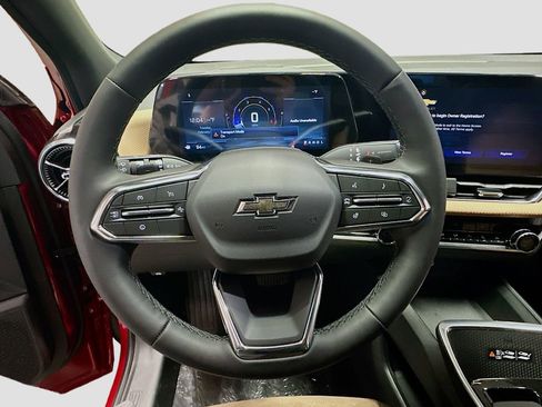 New 2026 Chevrolet Equinox ACTIV FWD image 12