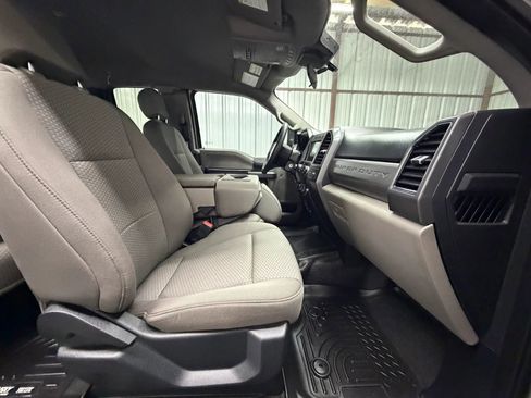 Used 2020 Ford F250 XLT w/ XLT Value Package AWD/4WD image 13