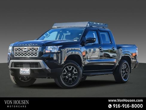Used 2022 Nissan Frontier SV w/ Technology Package image 1