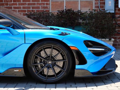 Used 2022 McLaren 765LT RWD image 7
