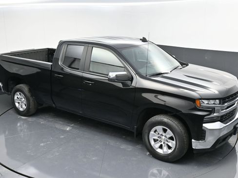 Certified 2019 Chevrolet Silverado 1500 LT w/ Remote Start Package image 41