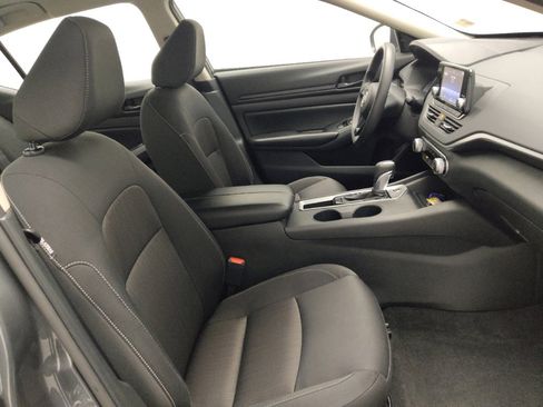 Used 2024 Nissan Altima 2.5 S image 21