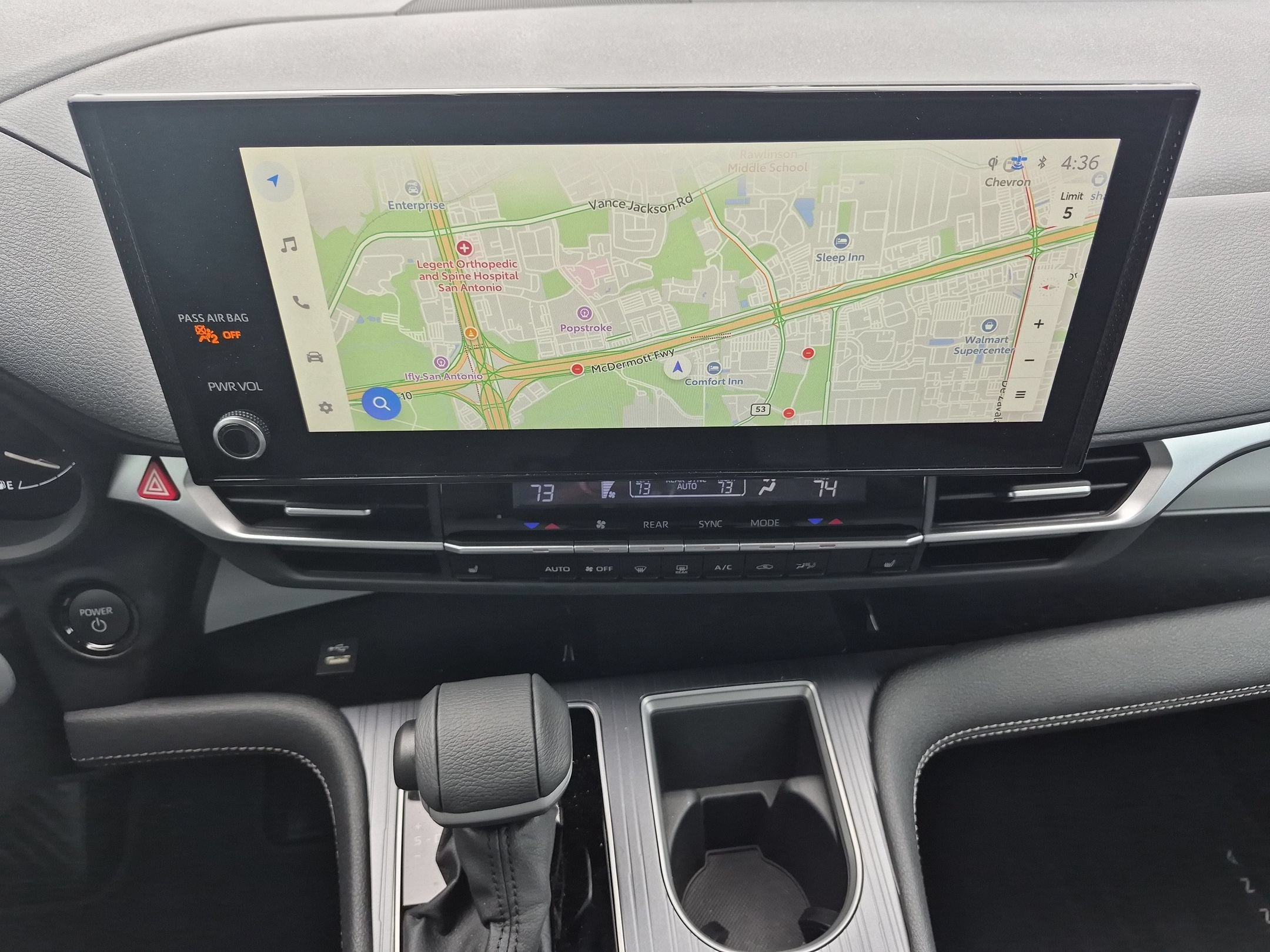 Used 2026 Toyota Sienna XLE FWD image 17