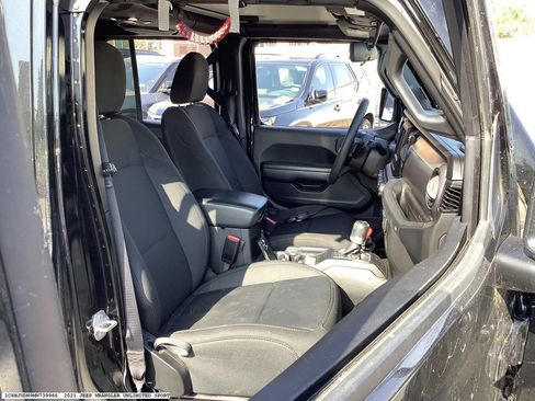 Used 2021 Jeep Wrangler Unlimited Sport AWD/4WD image 15
