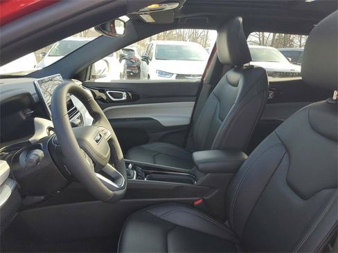 New 2026 Jeep Compass Limited w/ Sun, Sound & Navigation Group image 18