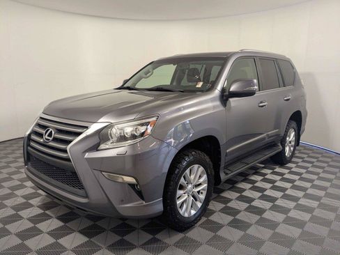 Used 2019 Lexus GX 460 Premium AWD/4WD image 2