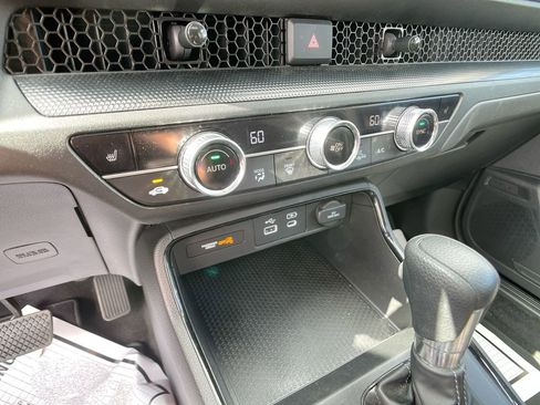 Certified 2024 Honda CR-V EX image 19