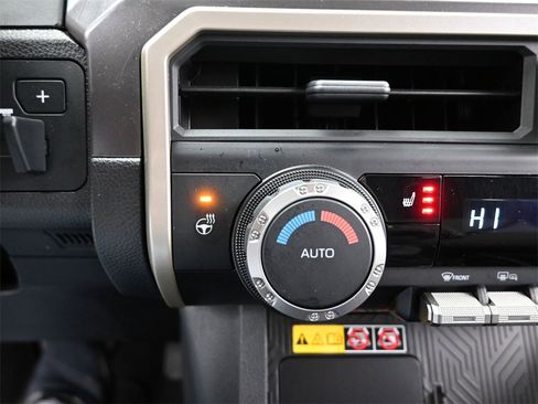 Used 2025 Toyota Tacoma TRD Off-Road w/ TRD Off Road Upgrade Package image 32