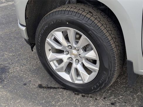 Used 2022 Chevrolet Silverado 1500 Custom image 22