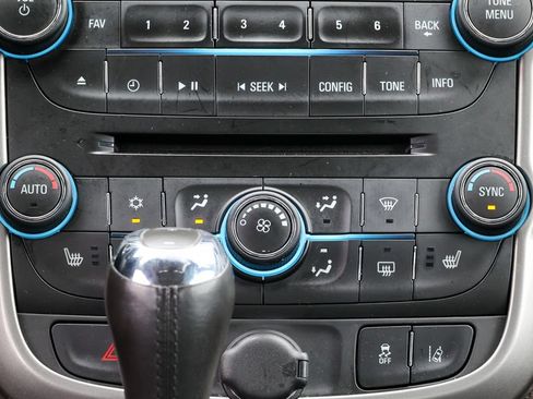 Used 2015 Chevrolet Malibu LTZ FWD image 12