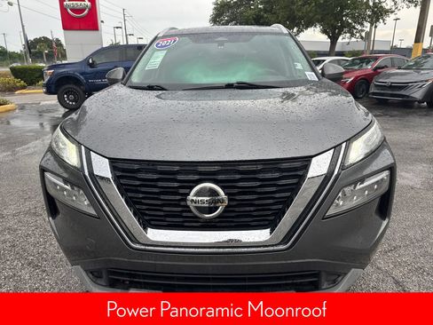 Certified 2021 Nissan Rogue SV w/ Premium Package FWD image 5