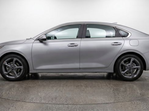 Used 2025 Kia K4 LXS FWD image 5