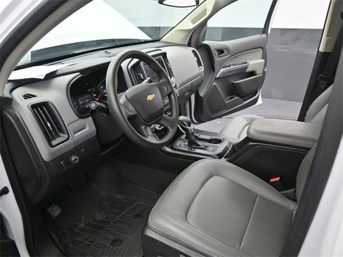 Used 2022 Chevrolet Colorado W/T image 6