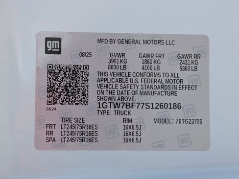 New 2025 GMC Savana 2500 Extended w/ Safety Package image 17